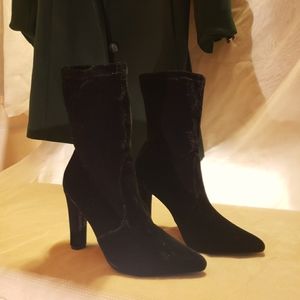 ALDO WOMEN'S BLACK ANKLE BOOTS SZ 7 FAUX VELVET